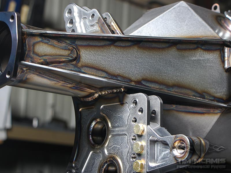 Adjustable 4-Link Housing